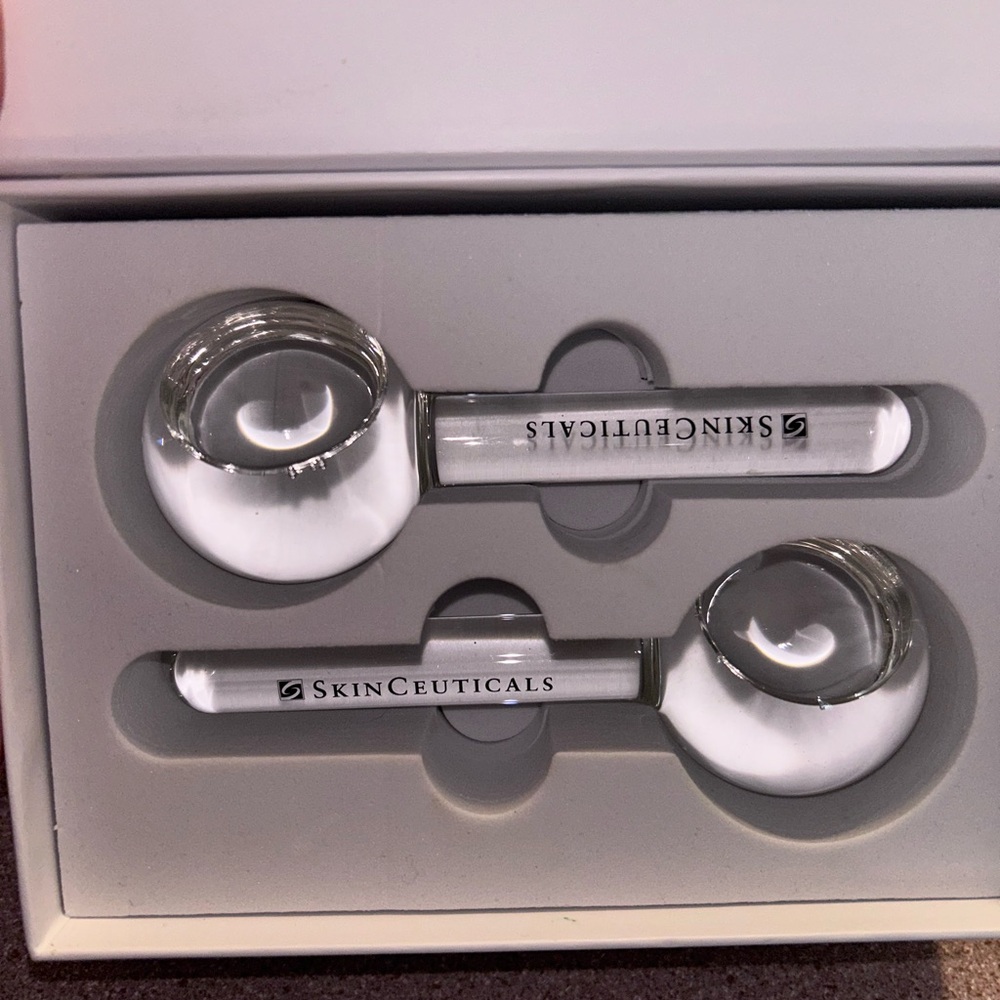 SkinCeuticals Ice Globes